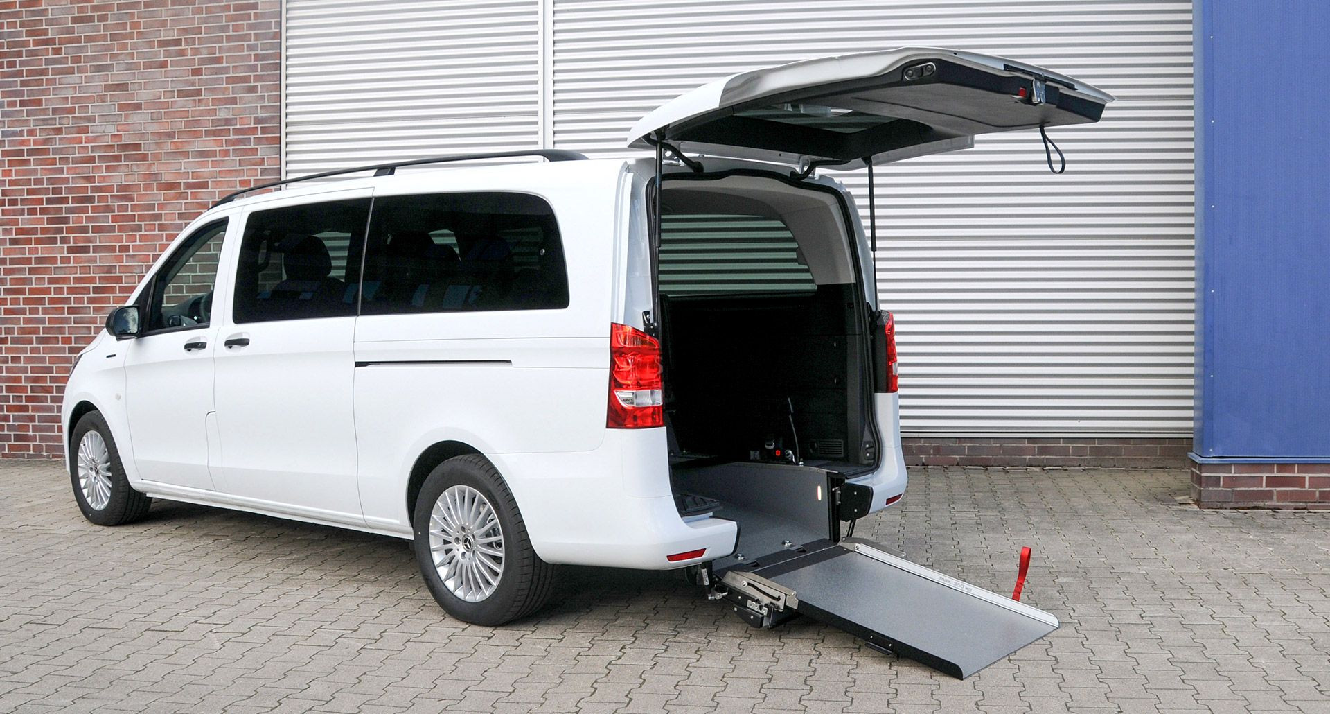 Mercedes Vito Electric Header